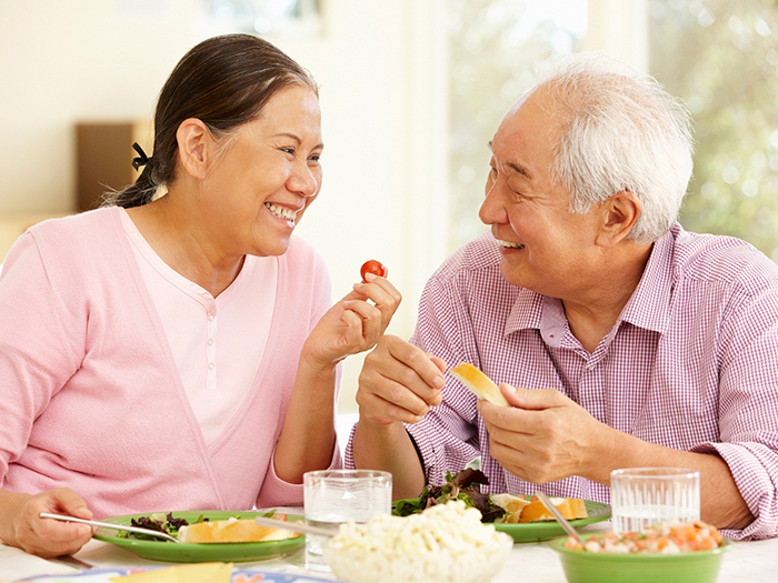 Cách nhận biết tai biến nhẹ ở người già và cách xử lý