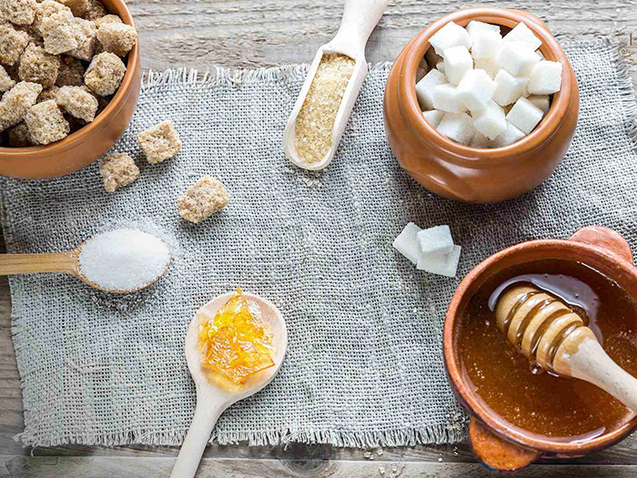 Người muốn giảm cân ăn mật ong thay cho đường có đúng không?