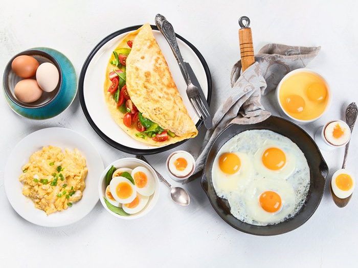 Tìm hiểu - Hỏi đáp: Khi ăn trứng gà vịt nên ăn tái hay nấu chín?